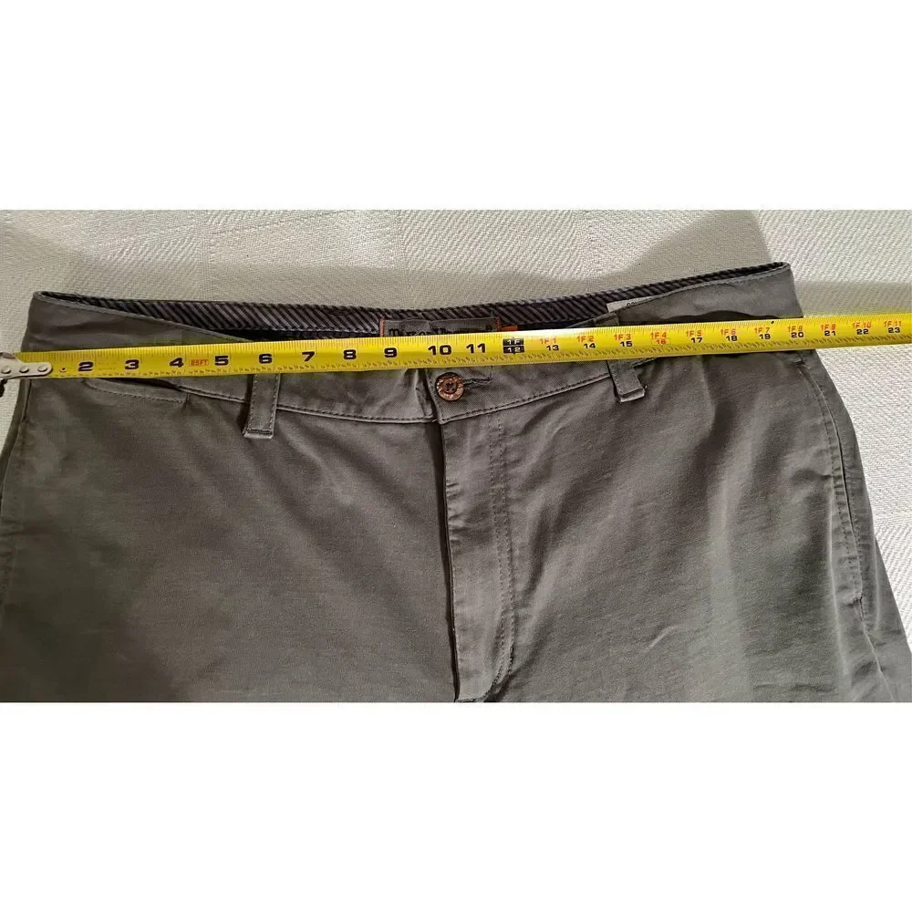 Tailor Vintage Men's Gray Shorts Size 40